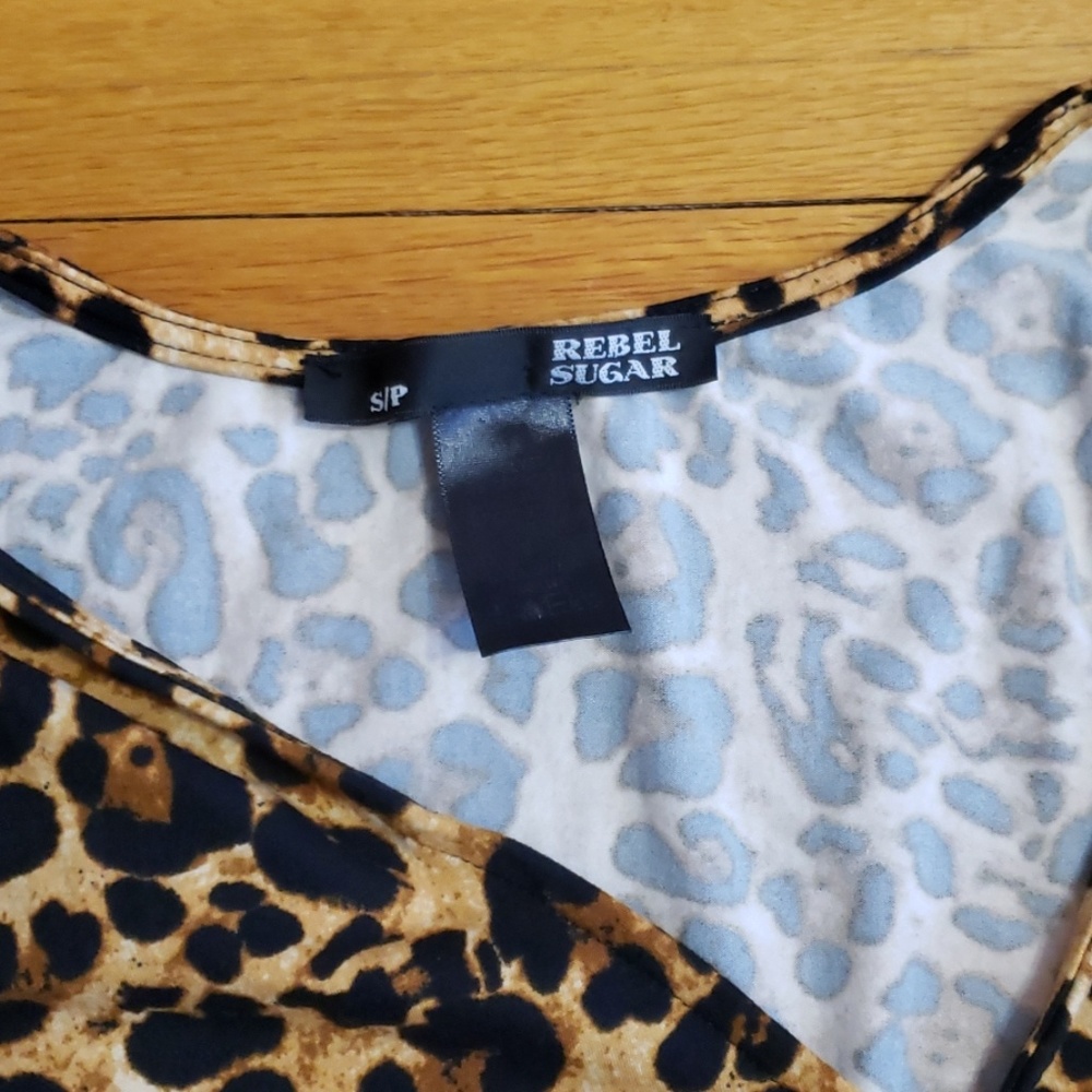 Leopard Pattern Dress - Picture 4 of 4